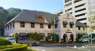 World / malaysia / sabah / kota kinabalu world / malaysia / sabah post office add category where the central post office is located, and is the centre of operation of pos malaysia and poslaju national courier for kk. Masidi Manjun On Twitter Sabah Tourism Building At Bond Street Now Gaya Street Jesselton Kota Kinabalu Probably In The 30s Or Even Early 50s The Building Was Built In 1916 18 Used