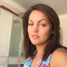 Kelly Prout's Instagram, Twitter & Facebook