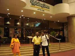 Parents And Bro Picture Of Holiday Inn Singapore Atrium Tripadvisor