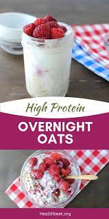 A 100 gram serving of raw oats contain 17 grams of protein and 389 calories. High Protein Overnight Oats Low Calorie Overnight Oats Protein Overnight Oats Low Calorie Greek Yogurt