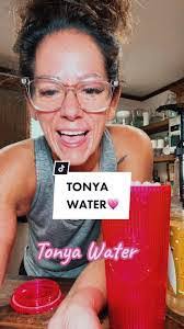 Tonya Wilkes's Instagram, Twitter & Facebook