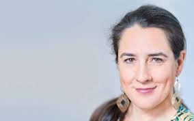 Barbara Sawka's Instagram, Twitter & Facebook