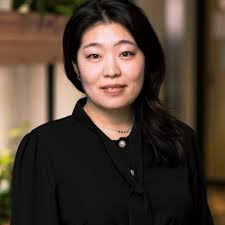 5 years ago I received this iconic booking.com laptopbag. Today I'm proud  of the journey and loving the 5 extra days to experience the world. Looking  forward to the next great projects