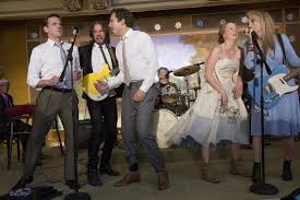 Meryl streep page, new york. Bild Zu Meryl Streep Ricki Wie Familie So Ist Bild Mamie Gummer Meryl Streep Nick Westrate Rick Springfield Sebastian Stan Filmstarts De