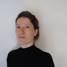 Il Premio Paul Flora 2022 all'artista tirolese Esther Strauß