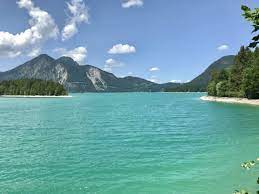 Für den perfekten urlaub müsst ihr gar nicht weit weg, den gibt's direkt vor der haustür. Walchensee Bayern Das Ist Die Bayerische Karibik