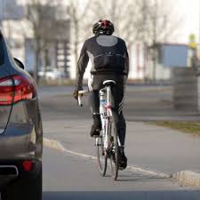 Wann Durfen Autofahrer Radfahrer Uberholen Auto