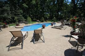 This Is A Viking Fiji Installed In Homer Glen Il By Aqua Pools Inc In Homer Glen Il Aqua Pools Backyard Pool Fiberglass Swimming Pools