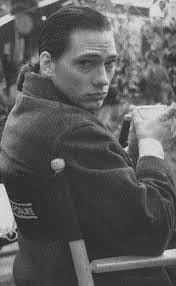 Derik Pires's Instagram, Twitter & Facebook