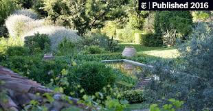 Hallett landscaping began designing and installing inspired landscapes throughout oakland county, michigan in 1994. Gardens By France S Most Revered Landscape Designer The New York Times