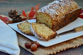 Un Delicieux Cake Bien Moelleux Et Tres Riche En Noisette Huile De Noisette Poudre De Noisettes Pralin Et Noisettes Gateau Noisette Cake Noisette Noisette