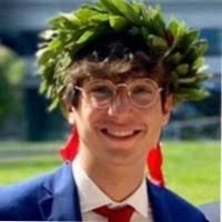 400+ perfiles de «Aly»