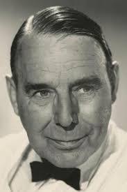 August Blom's Instagram, Twitter & Facebook