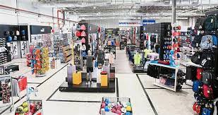 Bukit bintang is not just the jalan bukit bintang road, but also the neighboring streets packed with funky little shops, roadside stalls, and vendors of fashion, trinkets and souvenirs. Sportsdirect Opens Its Largest Store In Pj S Section 51a The Star