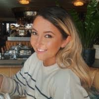 Eloise Hilliard's Instagram, Twitter & Facebook