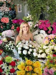Top immagini con frasi dauguri di buon compleanno e fiori. Chiara Ferragni Compleanno Chic E Pieno D Amore Torte E Fiori Foto Gossip