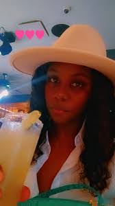 Demetrius Armstrong's Instagram, Twitter & Facebook