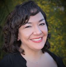 Silvia Mora (Silvia Thompson)