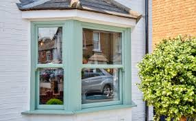 Double hung windows are widely accepted because of excellent curb appeal, they are easy to open and uncomplicated to tilt and clean. Casement Or Double Hung Windows Which Is Better