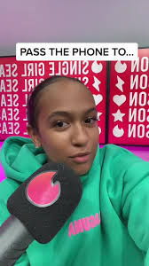 Funny Passing the Phone Challenges with Mum and Daughter