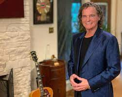 Thomas was born on august 7, 1942 in hugo, oklahoma, usa as billy joe thomas. B J Thomas Dead At 78 Best Classic Bands