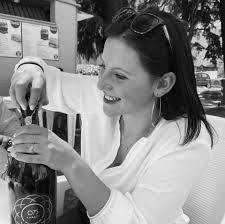 ❝ L'unico modo per fallire è non combattere. Perciò combatti finché non  puoi combattere più. Testa alta, entra nell'arena e affronta il nemico. Mai  mollare, mai rinunciare. Mai fuggire, mai arrendersi. Combatti