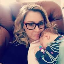 Heidi Kenny's Instagram, Twitter & Facebook