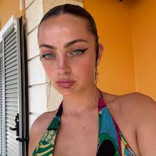 Hello! I am at university student looking for anyone selling their old  horse riding gear for cheap. I've recently found a horse to start riding  again, however when I came home to