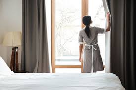 شركة تنظيف ستائر بجدة أرخص أسعار نظافة الستائر في مكانها بالبخار في جده In 2020 Curtains Cleaning Curtains Open Window