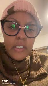 How to Navigate the Features of This Lifestyle Sharing App