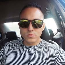 Aaron Benavides (@ABP_7)