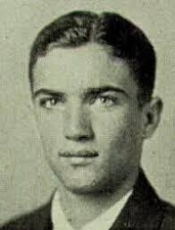 Alice Scarry's Instagram, Twitter & Facebook