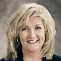 Veronica Mayes's Instagram, Twitter & Facebook