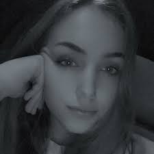 Valkyrae says she feels gross streaming