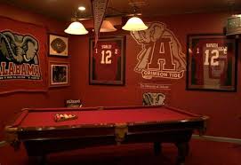 Pin By Kaye Aber On Home Game Room Alabama Room Crimson Tide Decor Alabama