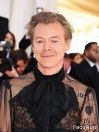 Here S What 33 Celebrities Look Like With Faceapp S Old Filter Celebrity Pictures Harry Styles Age Celebrity Look