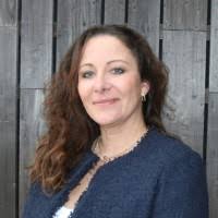 1100+ "Leeanne" profiles