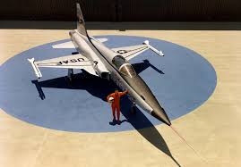 The aircraft took its maiden flight on 11 august 1972 and entered into service in 1975. Northrop F 5 Military Wiki Fandom