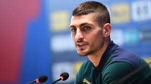 Donnarumma is the heir to italy legend gianluigi buffon's throne credit: Psg Marco Verratti Plaudert Wechsel Von Gianluigi Donnarumma Aus Stern De