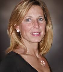 Estelle Benjamin's Instagram, Twitter & Facebook