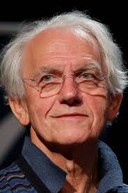 Cientistas que usaram evolução para criar proteínas ganham Nobel de Química 