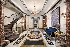 See full list on vogue.com Gianni Versace S New York Home 5 East 64th Street