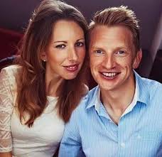 What are mid-range hotel options in Ao Nang and Koh Lanta, Thailand,  suitable for families with children?