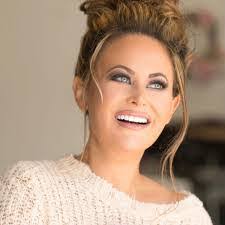 Alissa Pace's Instagram, Twitter & Facebook