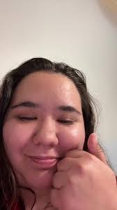 Michelle Bare's Instagram, Twitter & Facebook