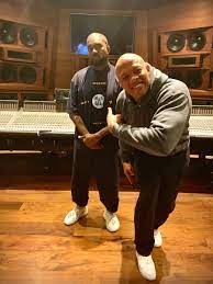 Dre's 38 year old estranged daughter has revealed she is homeless and has been living out of her car, she hasn't received a dime from her wealthy father in 18 months. Dr Dre Drdre Twitter