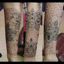 Maybe you would like to learn more about one of these? Daniel Kidd Awesome Work Maybe The Style Filler For Mine Daniel Kidd Awesome W Blume Des Lebens Tattoo Tattoo Fuller Lebensblume Tattoo