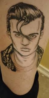 Derek Thacker's Instagram, Twitter & Facebook