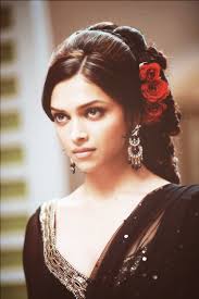 Pin By Kristena Merritt On Hairstyles And Hairdo Bollywood Hairstyles Deepika Padukone Hair Indian Hairstyles