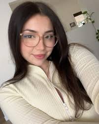 Hello, good afternoon everyone, and in search of my soulmate.